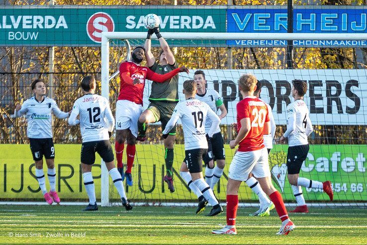 Focus op amateurvoetbal: Berkum verliest nipt van koploper Excelsior ’31 - Foto: Hans Smit