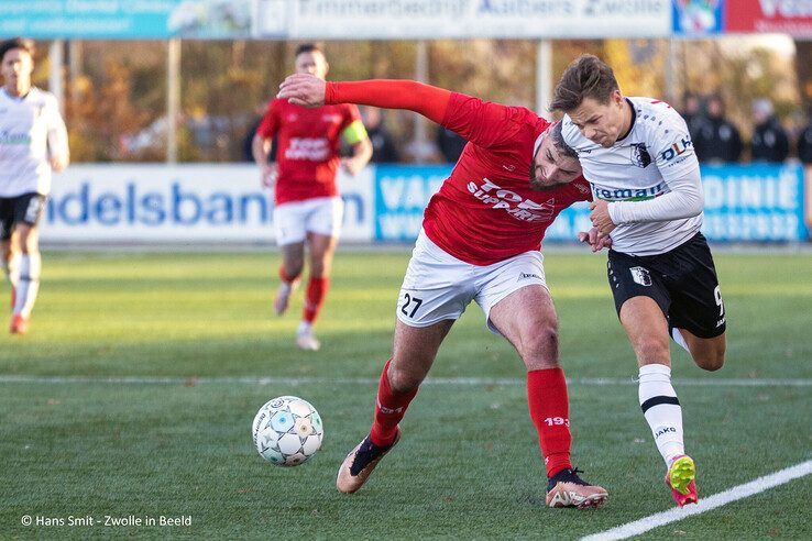 Focus op amateurvoetbal: Berkum verliest nipt van koploper Excelsior ’31 - Foto: Hans Smit