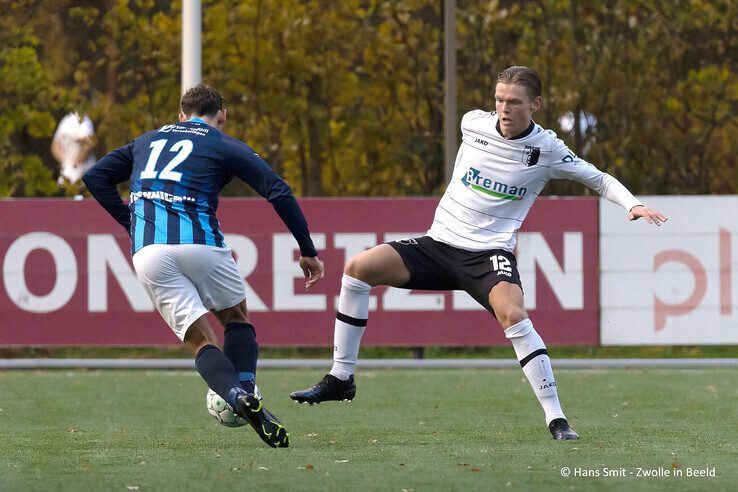 Focus op amateurvoetbal: Berkum speelt gelijk tegen Scherpenzeel - Foto: Hans Smit
