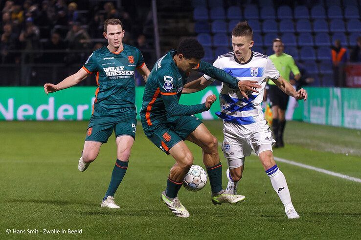 In beeld: PEC Zwolle verliest in eigen huis van RKC Waalwijk - Foto: Hans Smit