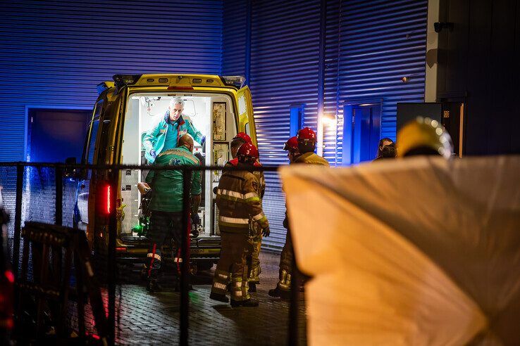 Zwaargewonde bij steekpartij in Kampen - Foto: Hugo Janssen