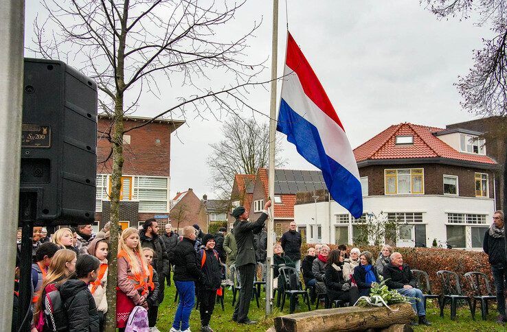 In beeld: Bombardement op Bollebieste herdacht op Sint Josephplein - Foto: Obbe Bakker
