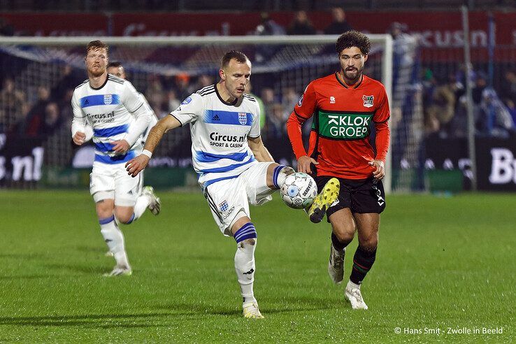 In beeld: PEC Zwolle gaat onderuit tegen NEC - Foto: Hans Smit