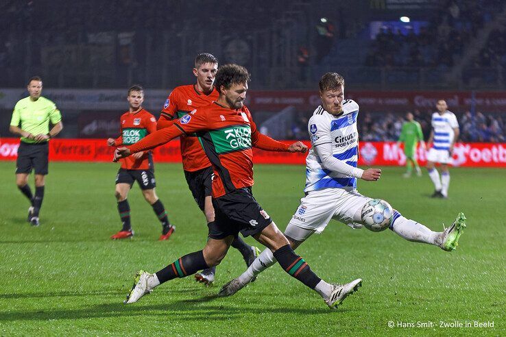 In beeld: PEC Zwolle gaat onderuit tegen NEC - Foto: Hans Smit