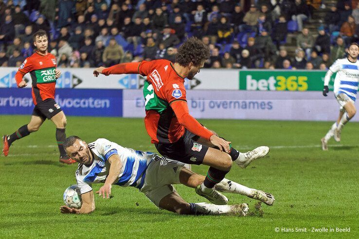 In beeld: PEC Zwolle gaat onderuit tegen NEC - Foto: Hans Smit