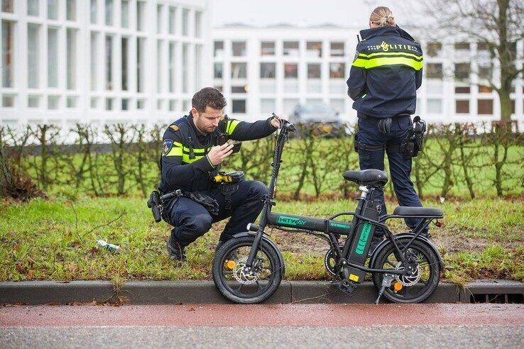 Weer gaat het mis op Blaloweg, fietsster lichtgewond bij Gasthuisdijk - Foto: Hugo Janssen