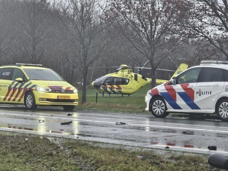 Twee gewonden bij ernstig ongeval met vrachtwagen op N35 - Foto: Salland1/Martijn van Wieringen