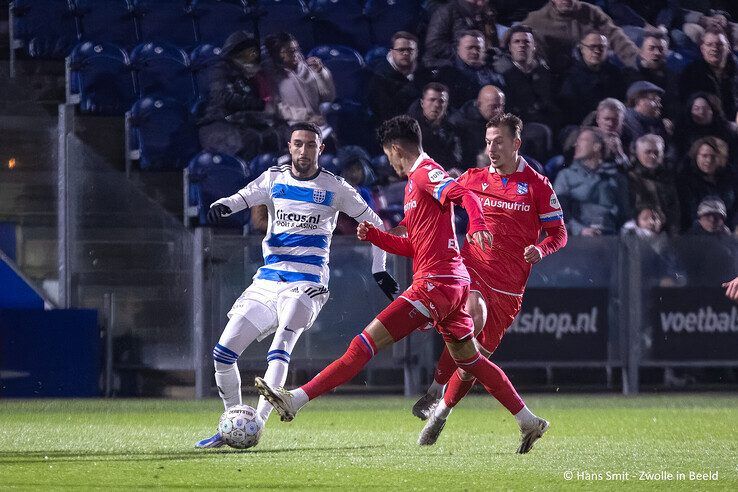 In beeld: PEC Zwolle verspeelt voorsprong op Heerenveen in blessuretijd - Foto: Hans Smit