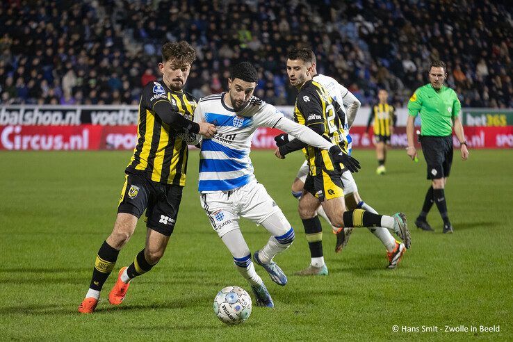 In beeld: PEC Zwolle pakt drie punten tegen Vitesse - Foto: Hans Smit