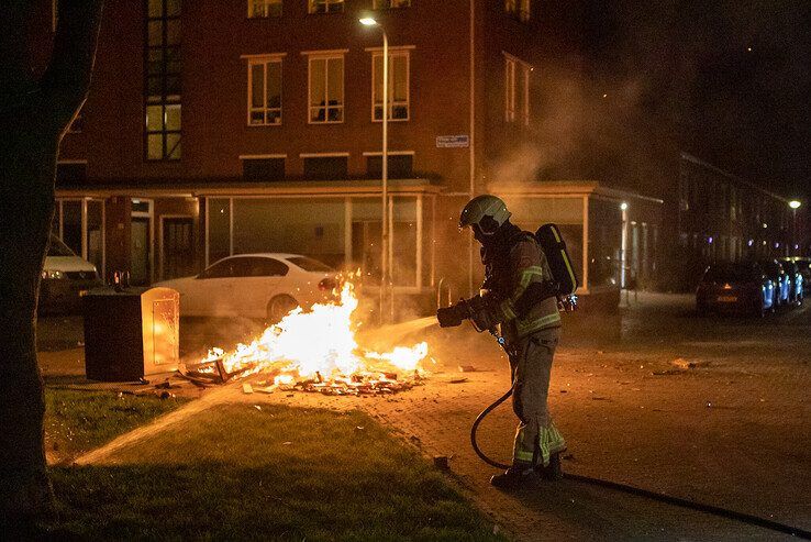 Brandweer beleeft rustige jaarwisseling in Zwolle - Foto: Ruben Meinten