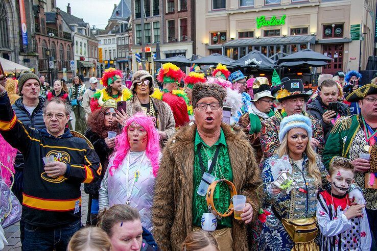 In beeld: Carnaval zit erop, Sassendonk is weer Zwolle - Foto: Obbe Bakker