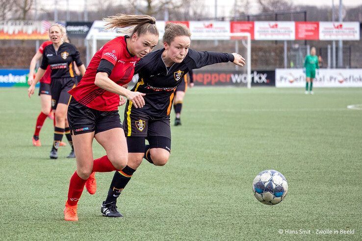 In beeld: Voetbalvrouwen Be Quick ’28 pakken eerste periodetitel na doelpuntenfestijn - Foto: Hans Smit