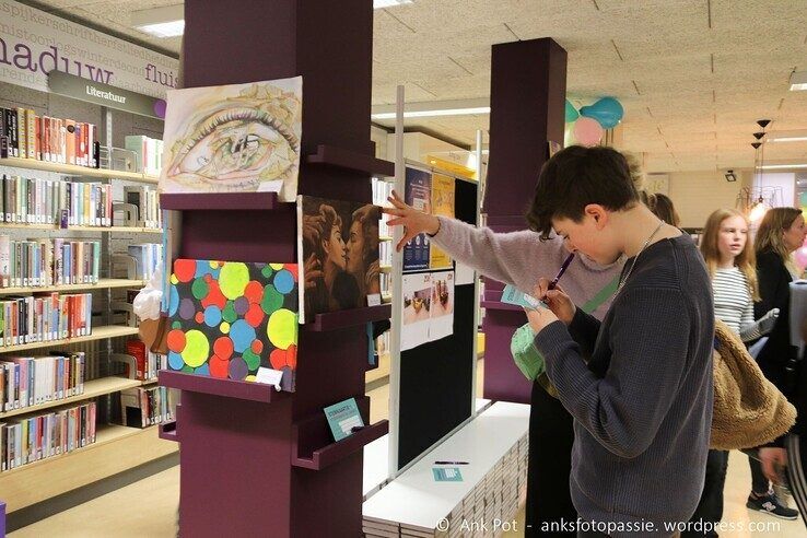 Rustige plek voor leerlingen en bibliotheekbezoekers geopend in Aa-landen - Foto: Ank Pot