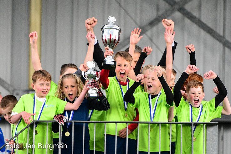 De jongens uit groep 7-8 van Het Saffier. - Foto: Jan Burgman