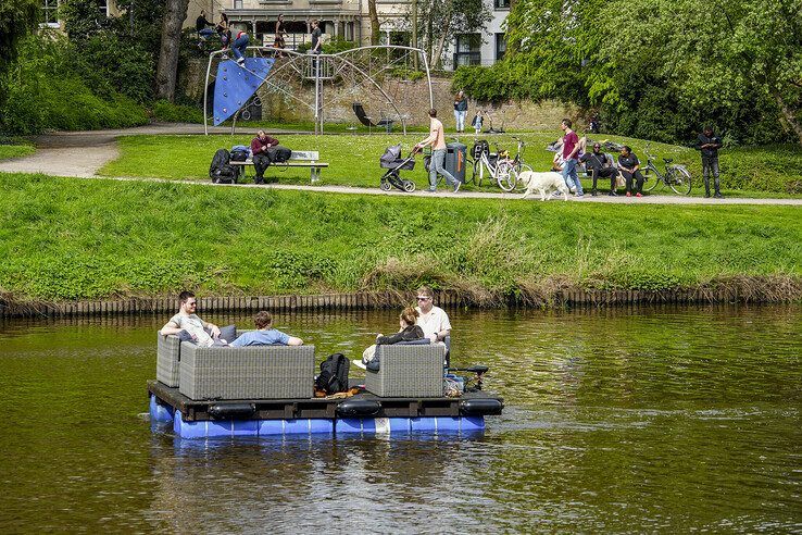 In beeld: Zwolle geniet met volle teugen van warmste 6 april ooit - Foto: Obbe Bakker