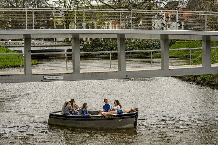 In beeld: Zwolle geniet met volle teugen van warmste 6 april ooit - Foto: Obbe Bakker