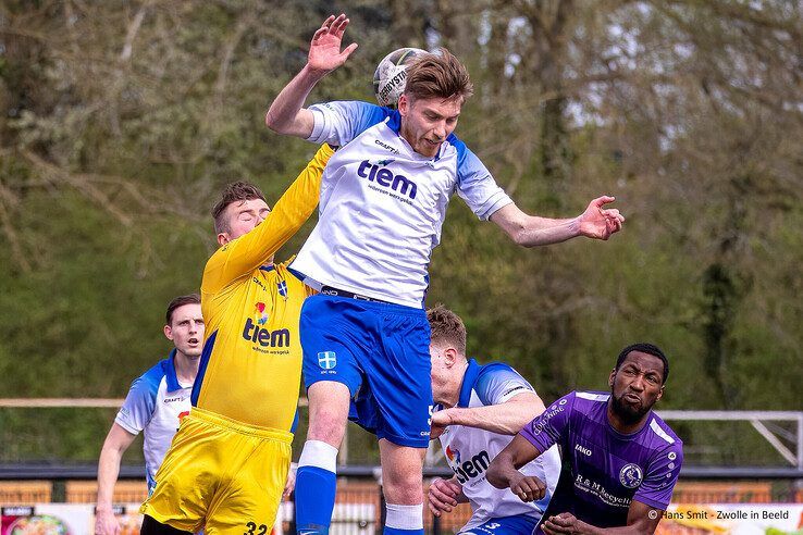 In beeld: ZAC laat belangrijke punten liggen tegen Dieze West - Foto: Hans Smit