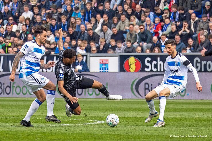 PEC Zwolle verloor in eigen huis met 1-3 van Ajax. - Foto: Hans Smit