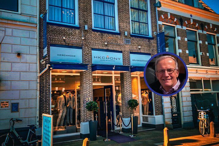 In de tijd dat Hotel Dijkstra, aan de Grote Markt, nog bestond, begon Nol een zaak in herenkleding in de Voorstraat. - Foto: Dick Algra