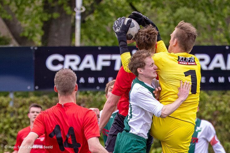 In beeld: Meppel blijft lijstaanvoerder Be Quick ’28 in de nek hijgen - Foto: Hans Smit