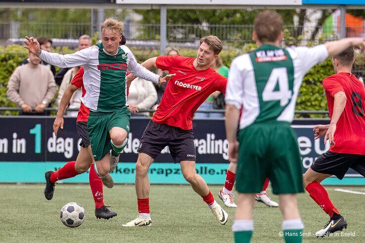 In beeld: Meppel blijft lijstaanvoerder Be Quick ’28 in de nek hijgen - Foto: Hans Smit