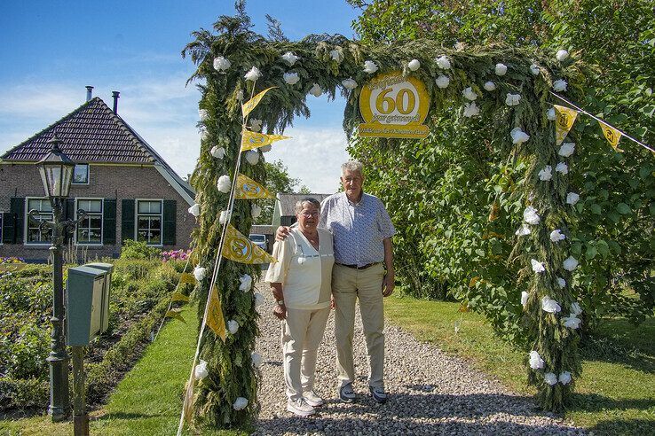 Willem en Lien Kok zijn 60 jaar getrouwd. - Foto: Obbe Bakker