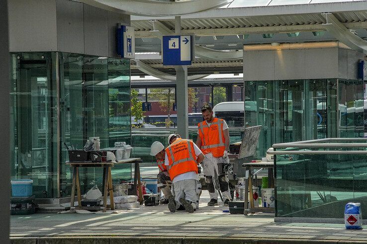 In beeld: Station Zwolle en Hoge Spoorbrug flink onderhanden genomen tijdens treinvrije periode - Foto: Obbe Bakker