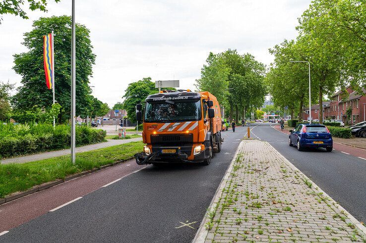 Fietser zwaargewond na aanrijding met auto in Diezerpoort - Foto: Peter Denekamp