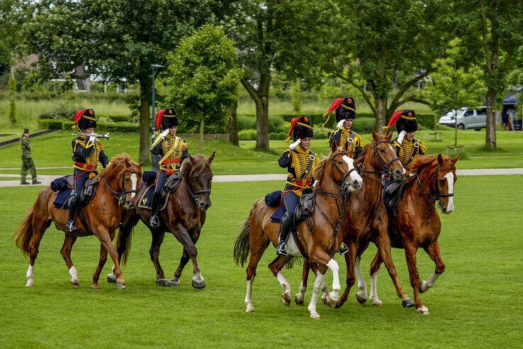 In beeld: Luchtafweergeschut en kanonschoten bij provinciehuis Overijssel - Foto: Obbe Bakker