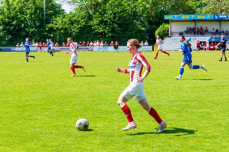 In beeld: WVF verliest laatste competitieduel van kampioen IJVV - Foto: Peter Denekamp