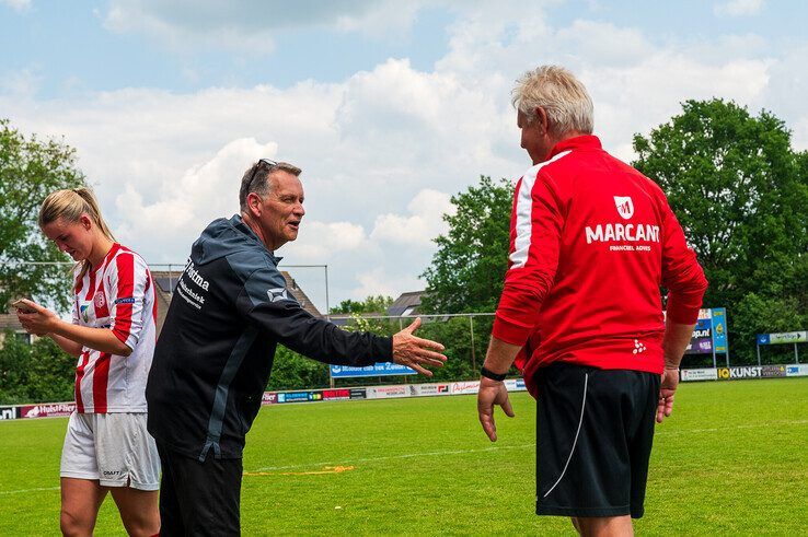 In beeld: WVF verliest laatste competitieduel van kampioen IJVV - Foto: Peter Denekamp