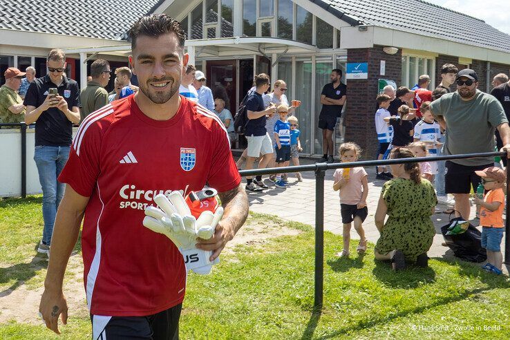 In beeld: Eerste training van nieuwe seizoen zit erop voor PEC Zwolle, zaterdag eerste oefenpot - Foto: Hans Smit