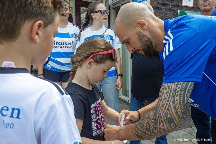 In beeld: Eerste training van nieuwe seizoen zit erop voor PEC Zwolle, zaterdag eerste oefenpot - Foto: Hans Smit