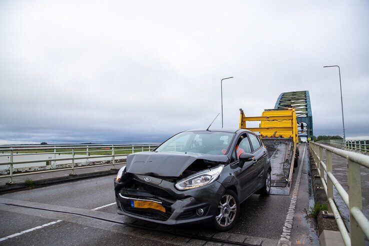 Opnieuw kettingbotsing op IJsselbrug - Foto: Hugo Janssen