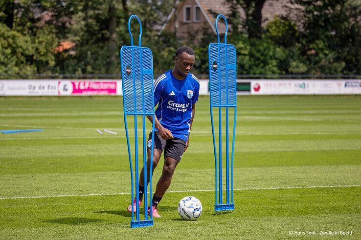 In beeld: Eerste training van nieuwe seizoen zit erop voor PEC Zwolle, zaterdag eerste oefenpot - Foto: Hans Smit