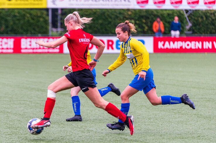 In beeld: Berkel te sterk voor Be Quick ’28, geen topklasse vrouwenvoetbal in Zwolle - Foto: Peter Denekamp