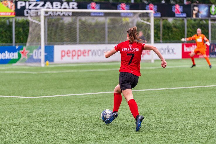 In beeld: Berkel te sterk voor Be Quick ’28, geen topklasse vrouwenvoetbal in Zwolle - Foto: Peter Denekamp