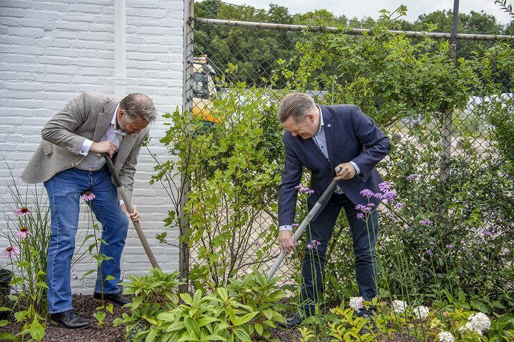 Ondernemers maken bedrijventerrein Grote Voort stukje groener - Foto: Obbe Bakker