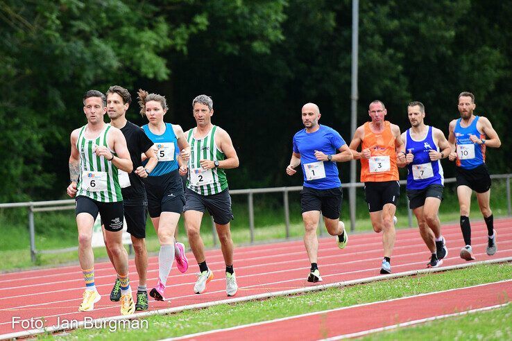 In beeld: Danny Koppelman wint 9e editie van BB-lopers Baanclassic - Foto: Jan Burgman