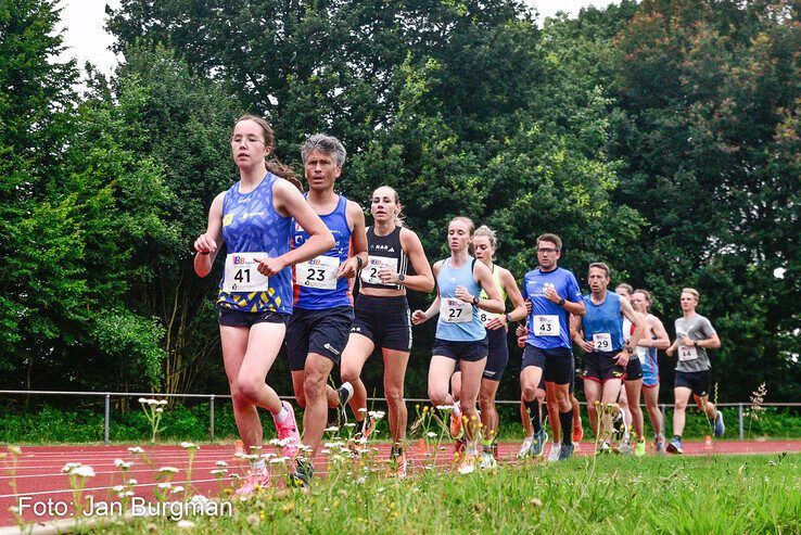 In beeld: Danny Koppelman wint 9e editie van BB-lopers Baanclassic - Foto: Jan Burgman