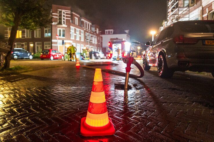 Ondergrondse container in brand in Assendorp - Foto: Peter Denekamp