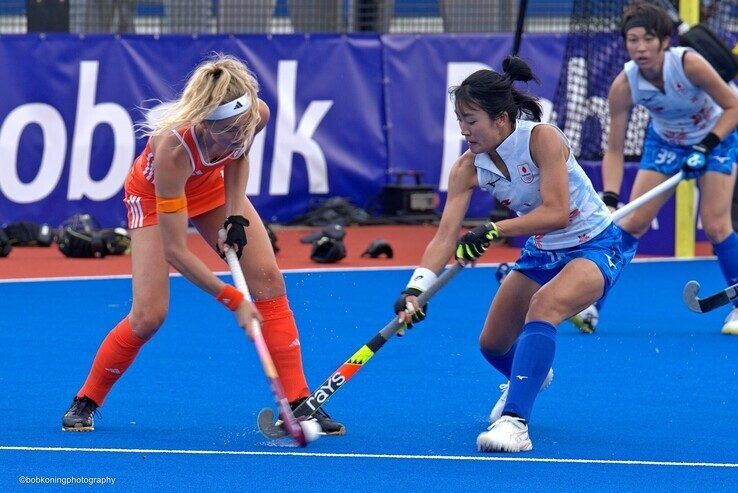 In beeld: Oranje-hockeysters verpulveren Japan in Zwolle - Foto: Bob Koning