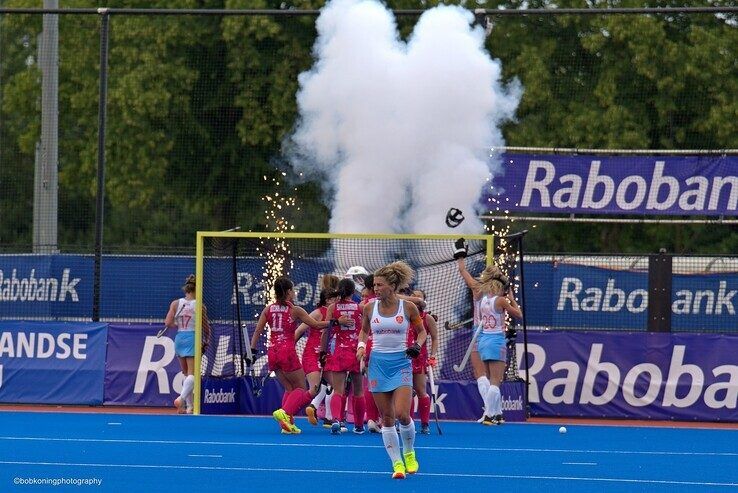 In beeld: Oranje Dames en Heren winnen uitzwaaiwedstrijden in Zwolle - Foto: Bob Koning