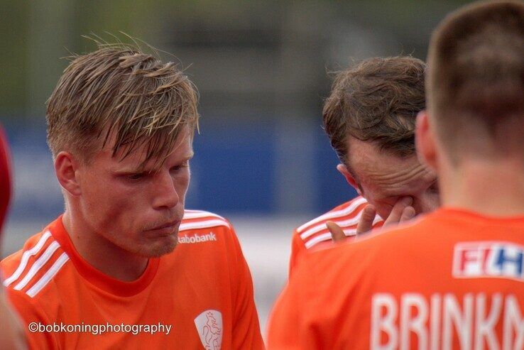 In beeld: Oranje Dames en Heren winnen uitzwaaiwedstrijden in Zwolle - Foto: Bob Koning