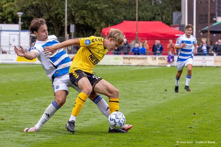 In beeld: PEC Zwolle verliest oefenduel van Horsens - Foto: Hans Smit