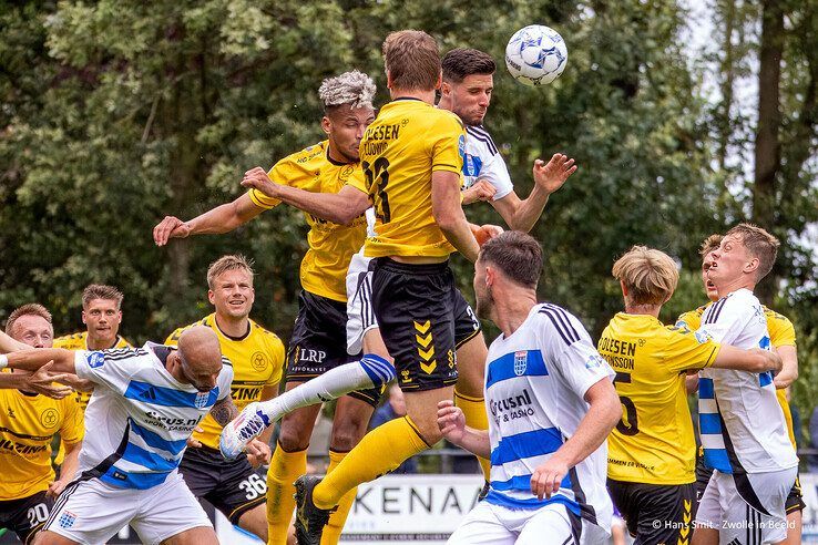 In beeld: PEC Zwolle verliest oefenduel van Horsens - Foto: Hans Smit