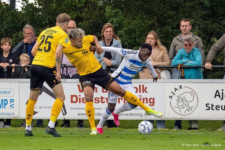 In beeld: PEC Zwolle verliest oefenduel van Horsens - Foto: Hans Smit