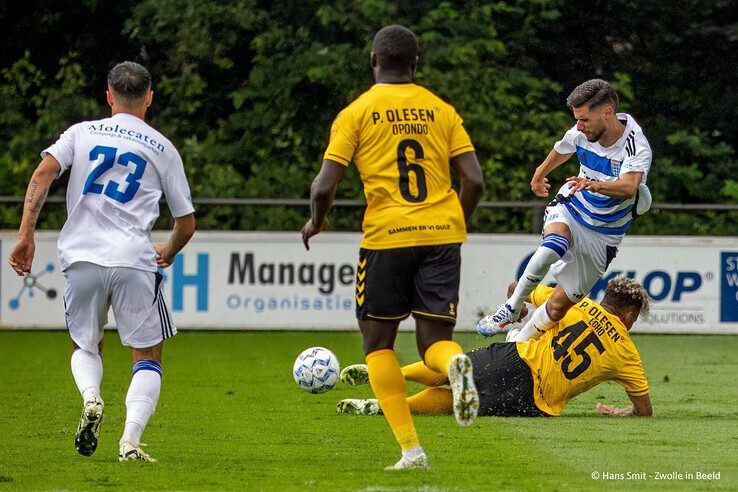 In beeld: PEC Zwolle verliest oefenduel van Horsens - Foto: Hans Smit