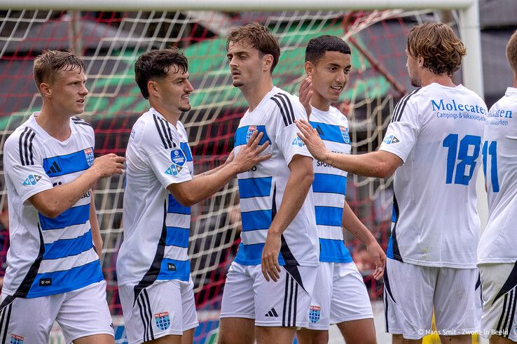 In beeld: PEC Zwolle verliest oefenduel van Horsens - Foto: Hans Smit