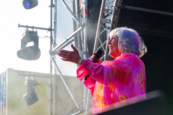 In beeld: Muziekspektakel Zwolle Pride overwint noodweer - Foto: Peter Denekamp